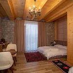 Old House Canaj