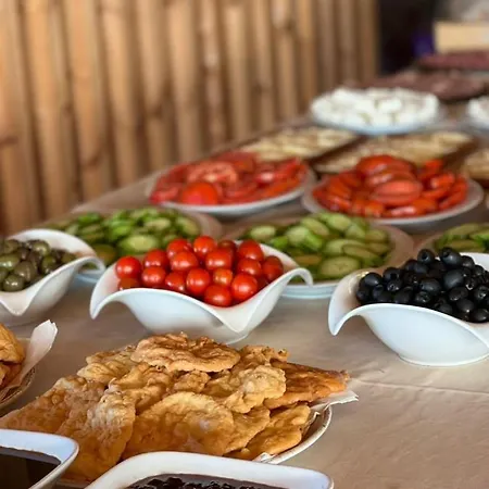 Otel Old House Canaj