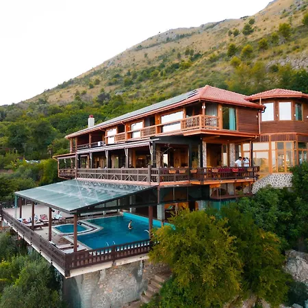 Ξενοδοχείο Old House Canaj